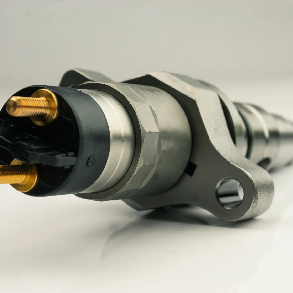 Bosch Reman Stock 5.9 Cummins Injectors 2004.5-2007 2