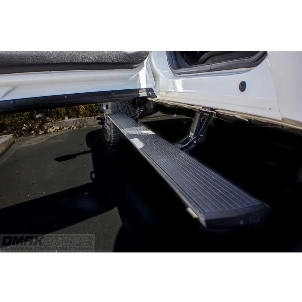 Amp Research Powerstep Running Boards, 2001-2007 Lb7/Lly/Lbz 1