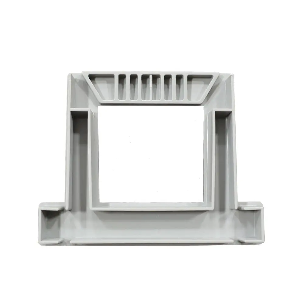 Tr1-D4 Male End Drain 1