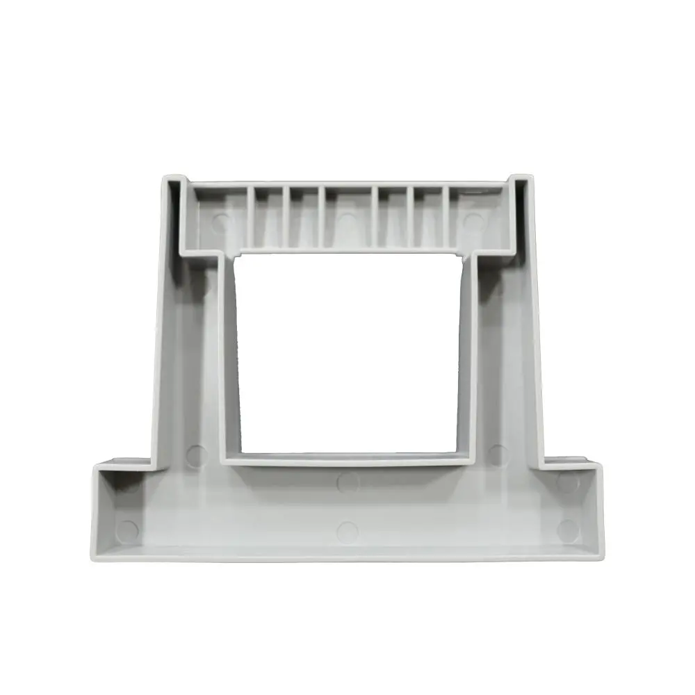 Tr1-D4 Female End Drain 1
