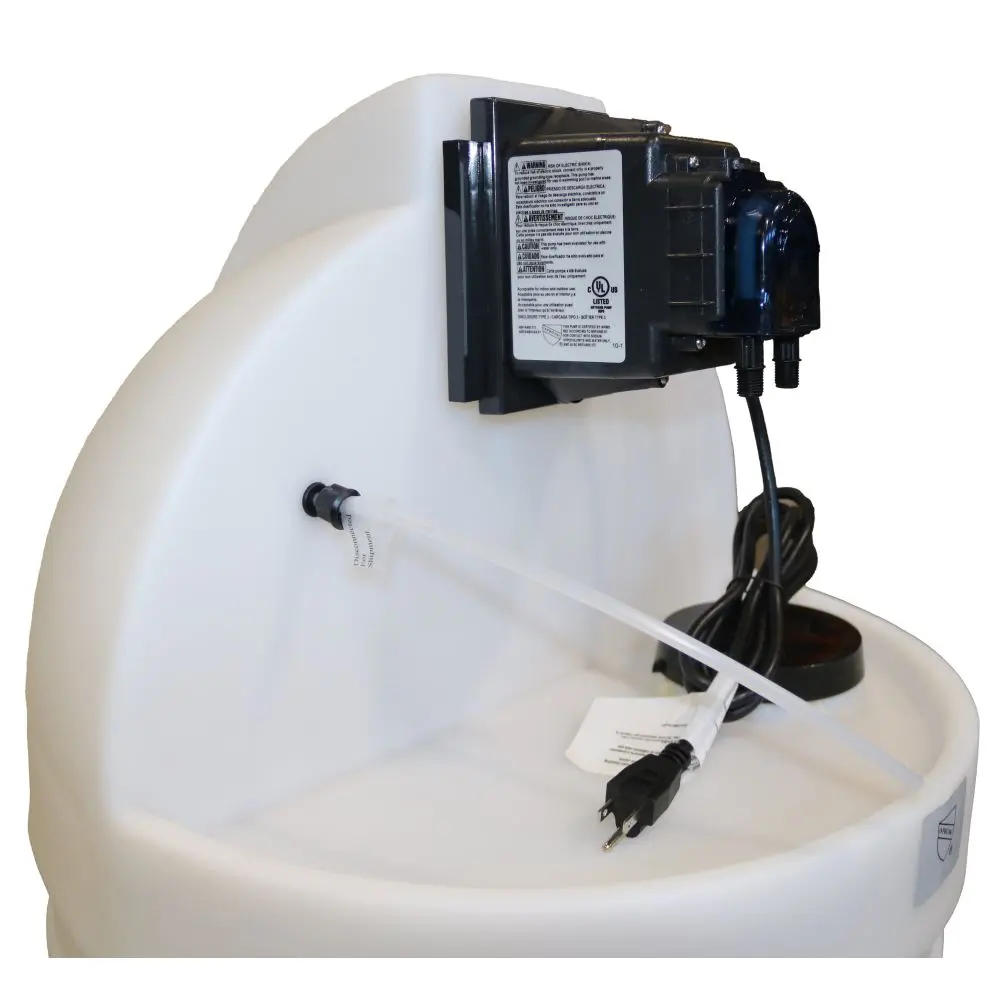 Stenner 30 Gallon Tank/ Low Dose Pump 25.1Oz/Hr 5.5/80Psi 120V/60Hz 1/4" White 2