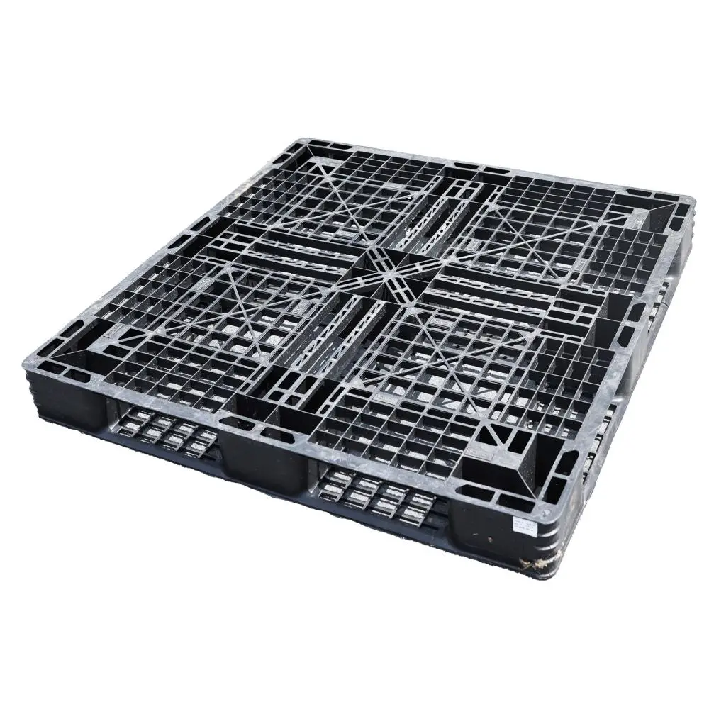 Plastic Pallet 43.5 X 43.5 X 5 - Used Condition 2