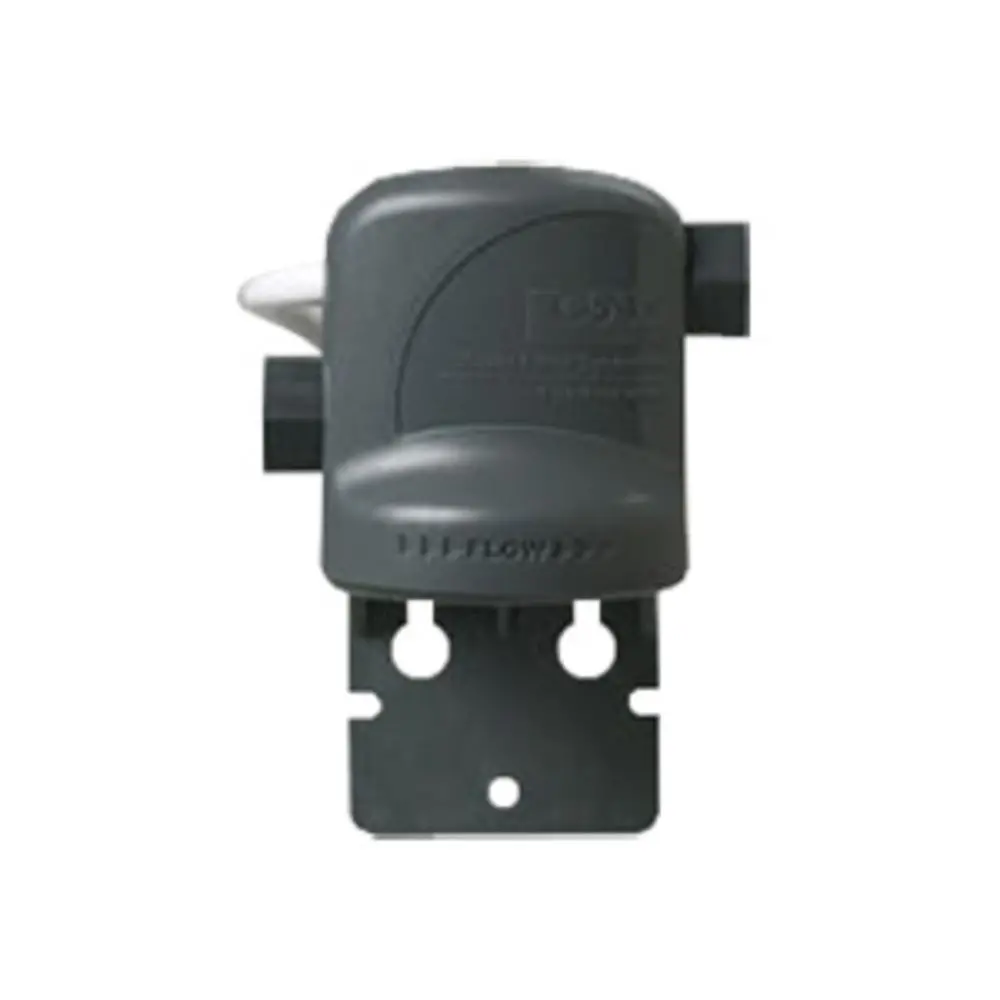 3M Water Filtration 3/8" Fnpt, Valve-In-Head, W/ Shroud And Plug 1