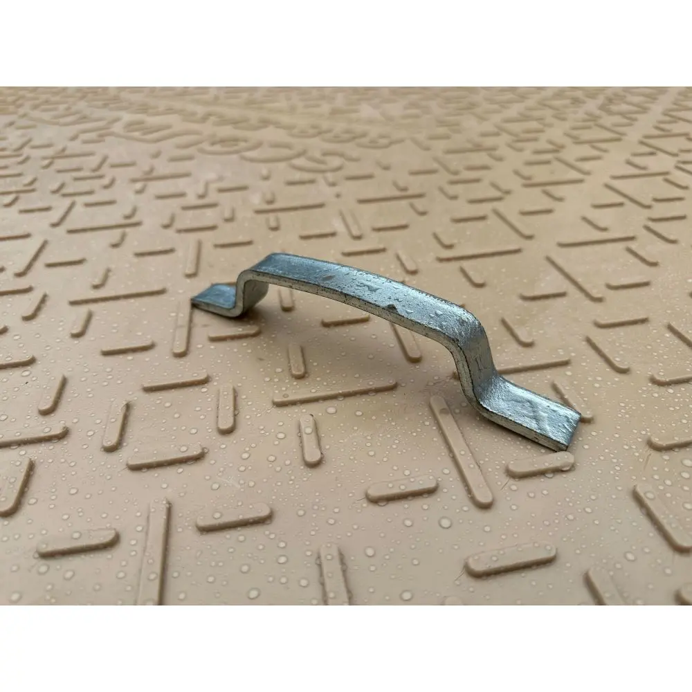 Ground Protection Mat 2-Way Over Mount Connector 1