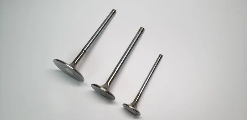Ferrea Inconel Exhaust Valve For Chevrolet Small-Block Engines – 1.65" Stem, 5/16" Diameter, 5.01" Length, +0.1Mm Oversize S-Alloy 2
